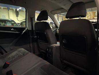 Volkswagen Tiguan 1.4 TSI BlueMotion Tech Moda SUV 5dr Petrol DSG 2WD Euro 5 (s/s)