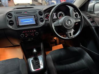 Volkswagen Tiguan 1.4 TSI BlueMotion Tech Moda SUV 5dr Petrol DSG 2WD Euro 5 (s/s)