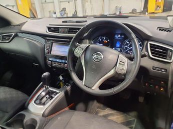 Nissan Qashqai 1.6 dCi N-Connecta XTRON 2WD Euro 6 (s/s) 5dr