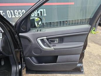 Land Rover Discovery Sport 2.0 Si4 HSE Auto 4WD Euro 6 (s/s) 5dr