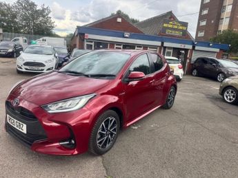 Toyota Yaris 1.5 VVT-h Design E-CVT Euro 6 (s/s) 5dr