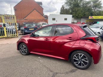 Toyota Yaris 1.5 VVT-h Design E-CVT Euro 6 (s/s) 5dr