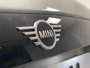 MINI Hatch 1.5 Cooper Classic Steptronic Euro 6 (s/s) 5dr