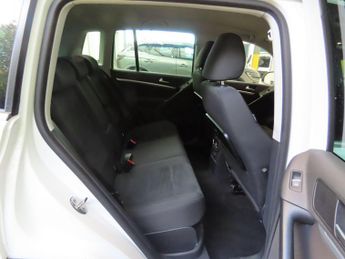 Volkswagen Tiguan 2.0 TDI BlueMotion Tech Match Edition DSG 4WD Euro 6 (s/s) 5dr