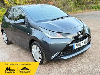 Toyota AYGO 1.0 VVT-i x-play Hatchback 5dr Petrol Manual Euro 5 Euro 5 (68 p