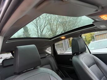 Nissan Qashqai 2.0 Tekna Hatchback 5dr Petrol CVT 4WD (Nav) (198 g/km, 139 bhp)