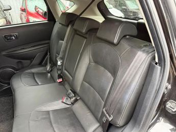 Nissan Qashqai 2.0 Tekna Hatchback 5dr Petrol CVT 4WD (Nav) (198 g/km, 139 bhp)