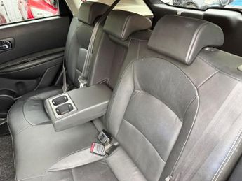 Nissan Qashqai 2.0 Tekna Hatchback 5dr Petrol CVT 4WD (Nav) (198 g/km, 139 bhp)