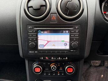 Nissan Qashqai 2.0 Tekna Hatchback 5dr Petrol CVT 4WD (Nav) (198 g/km, 139 bhp)