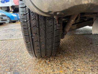 Nissan Qashqai 2.0 Tekna Hatchback 5dr Petrol CVT 4WD (Nav) (198 g/km, 139 bhp)