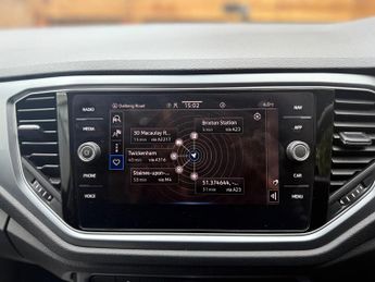 Volkswagen T-Roc 1.5 TSI EVO Active DSG Euro 6 (s/s) 5dr