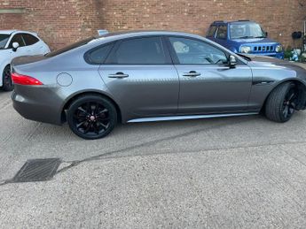 Jaguar XF 2.0d R-Sport Auto AWD Euro 6 (s/s) 4dr
