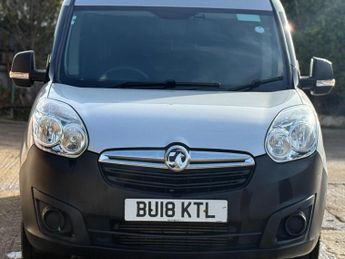 Vauxhall Combo 1.5 Turbo D 2300 Limited Edition Nav L2 H1 Euro 6 (s/s) 4dr