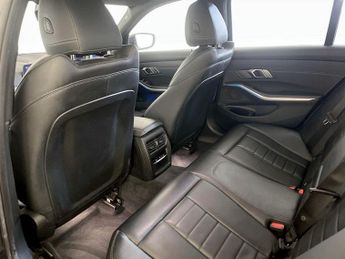 BMW 3 Series 2.0 330e 12kWh M Sport Auto Euro 6 (s/s) 4dr