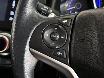 Honda Jazz 1.3 i-VTEC SE CVT Euro 6 (s/s) 5dr