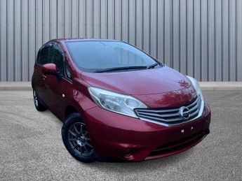 Nissan Note 1.2 DIG-S Tekna Hatchback 5dr Petrol CVT Euro 5 (s/s) (98 ps)