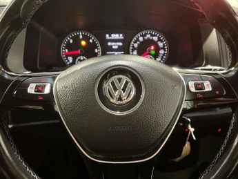 Volkswagen Transporter Shuttle 2.0 TDI BlueMotion Tech SE DSG FWD LWB Euro 6 (s/s) 5dr