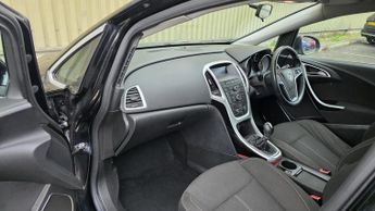 Vauxhall Astra 1.6 16v SRi Euro 5 5dr