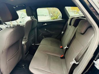 Ford Focus 1.0T EcoBoost ST-Line Auto Euro 6 (s/s) 5dr