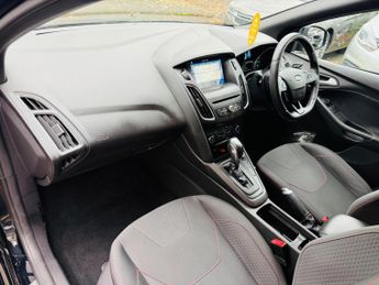 Ford Focus 1.0T EcoBoost ST-Line Auto Euro 6 (s/s) 5dr