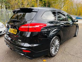 Ford Focus 1.0T EcoBoost ST-Line Auto Euro 6 (s/s) 5dr