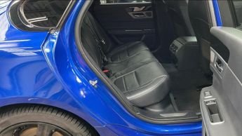 Jaguar XF 2.0d R-Sport Auto AWD Euro 6 (s/s) 4dr