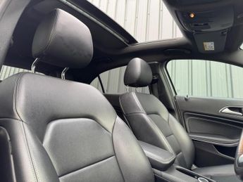 Mercedes-Benz A Class 1.6 A200 Sport (Premium Plus) 7G-DCT Euro 6 (s/s) 5dr