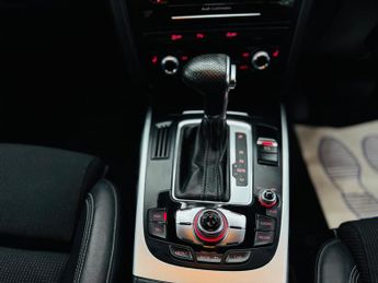 Audi A4 2.0 TDI S line S Tronic quattro Euro 5 (s/s) 4dr
