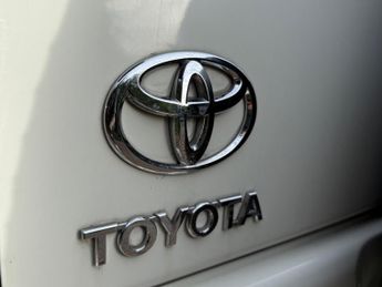 Toyota FJ Cruiser V6 4.0 petrol automatic