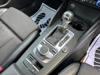 Audi A3 1.5 TFSI CoD S line S Tronic Euro 6 (s/s) 4dr