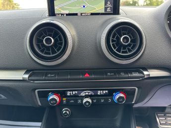 Audi A3 1.5 TFSI CoD S line S Tronic Euro 6 (s/s) 4dr