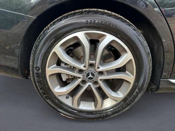 Mercedes-Benz C Class 2.0 C200 Sport (Premium) G-Tronic+ Euro 6 (s/s) 4dr