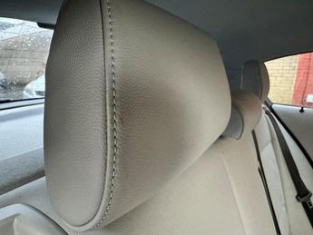 BMW 1 Series 2.0 120d SE Steptronic Euro 4 5dr