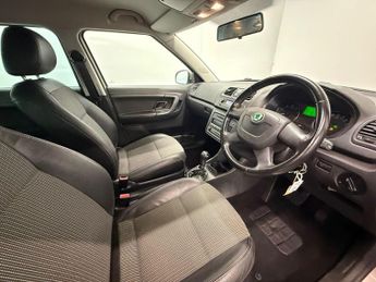 SKODA FABIA 1.2 TSI SE Estate 5dr Petrol DSG Euro 5 (105 ps) 12 MONTHS MOT +