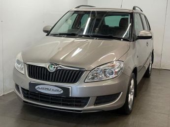 SKODA FABIA 1.2 TSI SE Estate 5dr Petrol DSG Euro 5 (105 ps) 12 MONTHS MOT +