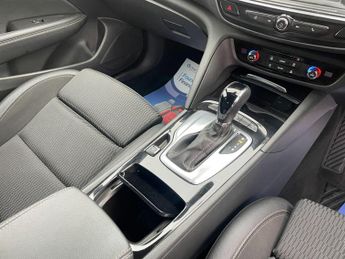 Vauxhall Insignia 1.5i Turbo GPF SRi VX Line Nav Grand Sport 5dr Petrol Automatic 