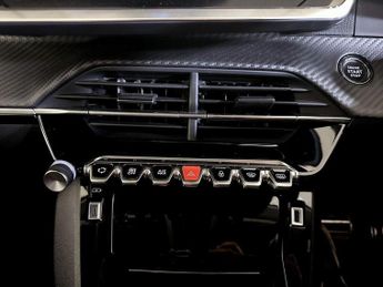 Peugeot 208 1.2 PureTech Allure Premium + EAT Euro 6 (s/s) 5dr