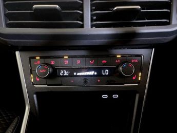 Volkswagen Polo 1.0 TSI Active Euro 6 (s/s) 5dr