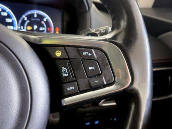 Jaguar F-PACE 2.0 D180 R-Sport Auto AWD Euro 6 (s/s) 5dr