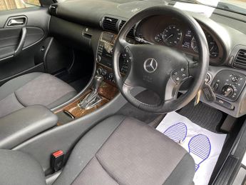 Mercedes-Benz C Class 2.1 C220 CDI Classic SE 5dr