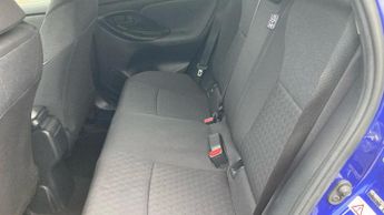 Toyota Yaris 1.5 VVT-h Design E-CVT Euro 6 (s/s) 5dr