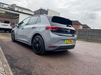 Volkswagen ID.3 Pro Performance 58kWh Life Auto 5dr