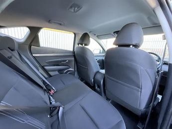 Hyundai Tucson PREMIUM T-GDI HEV AUTO