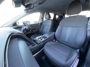 Hyundai Tucson PREMIUM T-GDI HEV AUTO