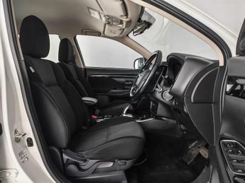 Mitsubishi Outlander 2.4h TwinMotor 13.8kWh Design CVT 4WD Euro 6 (s/s) 5dr