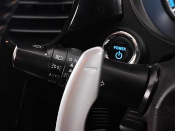 Mitsubishi Outlander 2.4h TwinMotor 13.8kWh Design CVT 4WD Euro 6 (s/s) 5dr