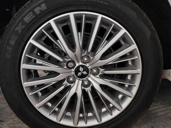 Mitsubishi Outlander 2.4h TwinMotor 13.8kWh Design CVT 4WD Euro 6 (s/s) 5dr