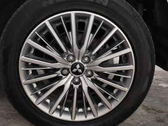 Mitsubishi Outlander 2.4h TwinMotor 13.8kWh Design CVT 4WD Euro 6 (s/s) 5dr