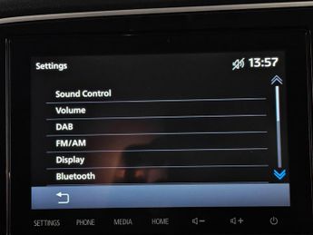 Mitsubishi Outlander 2.4h TwinMotor 13.8kWh Design CVT 4WD Euro 6 (s/s) 5dr