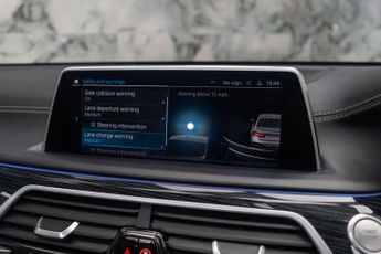 BMW 7 Series 3.0 745Le 12kWh M Sport Auto xDrive Euro 6 (s/s) 4dr